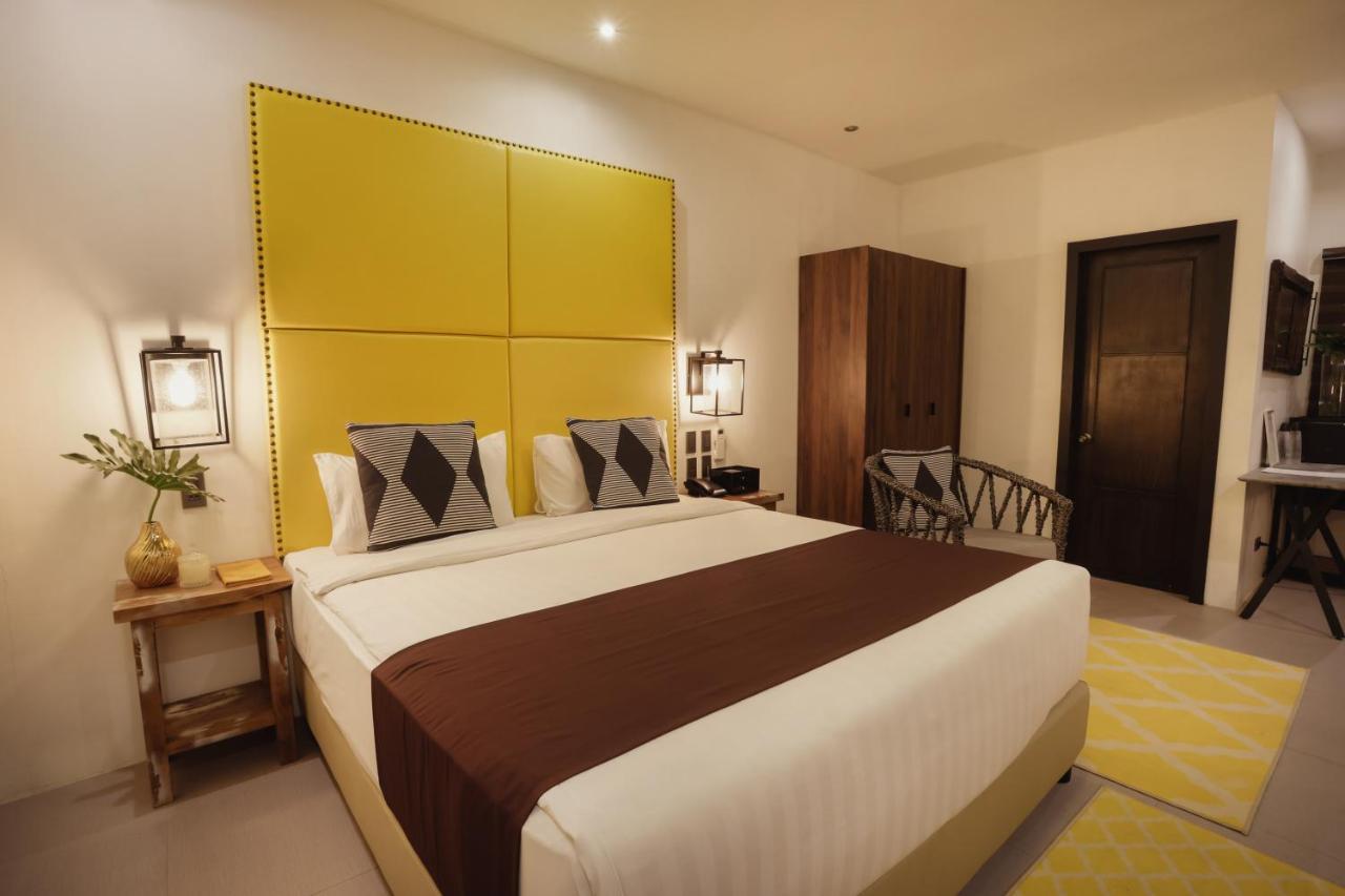The Bourke Hotel Davao Экстерьер фото