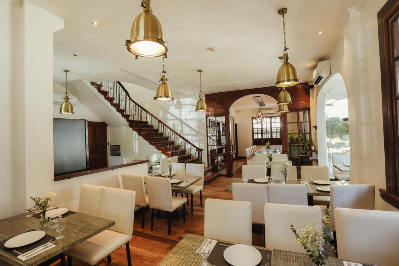 The Bourke Hotel Davao Экстерьер фото