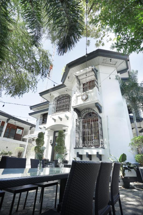 The Bourke Hotel Davao Экстерьер фото