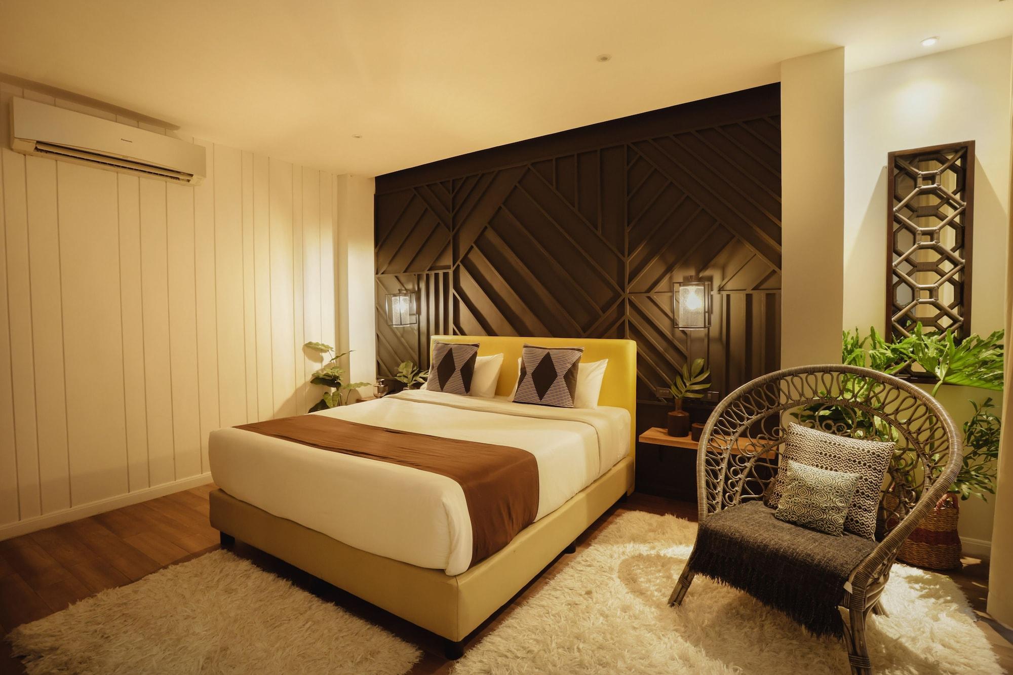 The Bourke Hotel Davao Экстерьер фото
