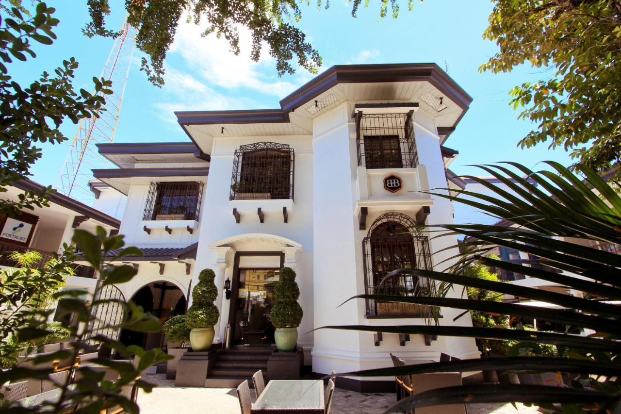The Bourke Hotel Davao Экстерьер фото